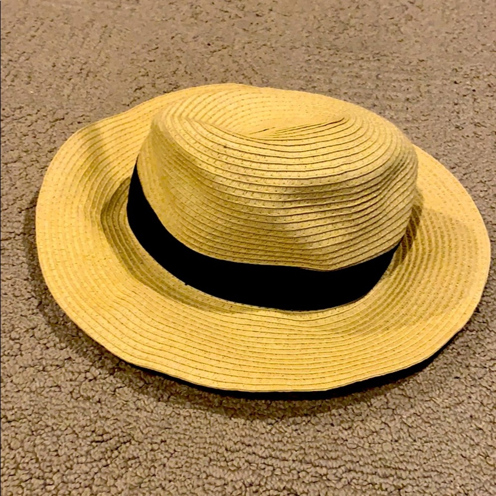 Sun hat(ish)